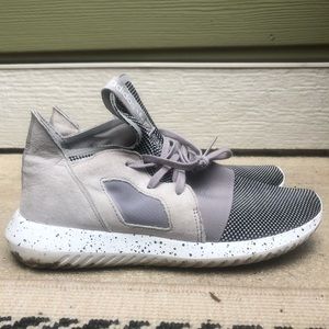 Adidas Tubular Defiant Sneakers- worn once!